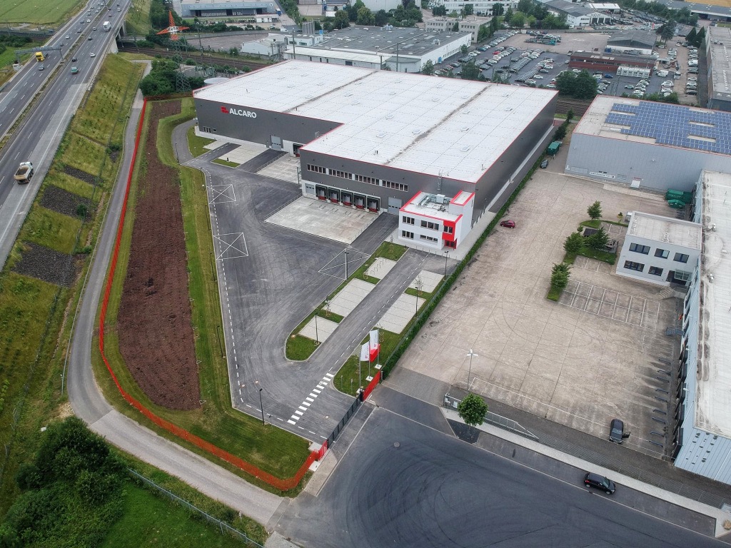 Neubau einer Logistikhalle mit Verwaltungsbüros Log Plaza Wankelstraße